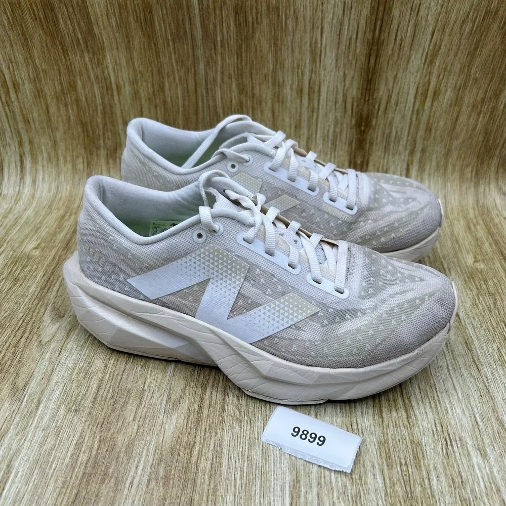 New Balance FuelCell Rebel v4 Women's 7.5 White Linen Running‎ Sneakers WFCXLJ4